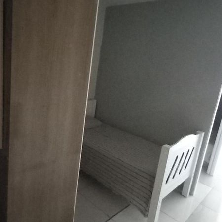 Cama Em Dormitorio Misto Brasília Luaran gambar